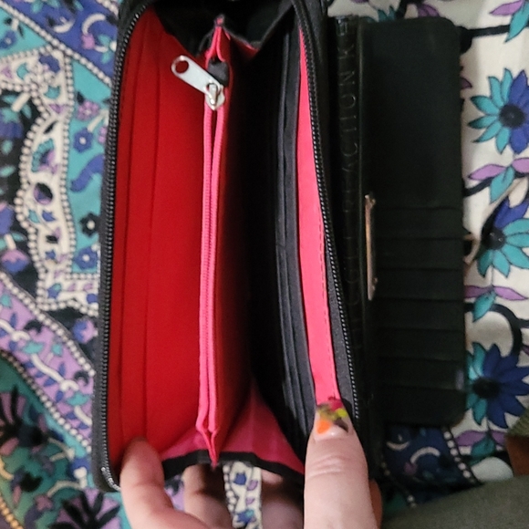 Wallet - Picture 2 of 2